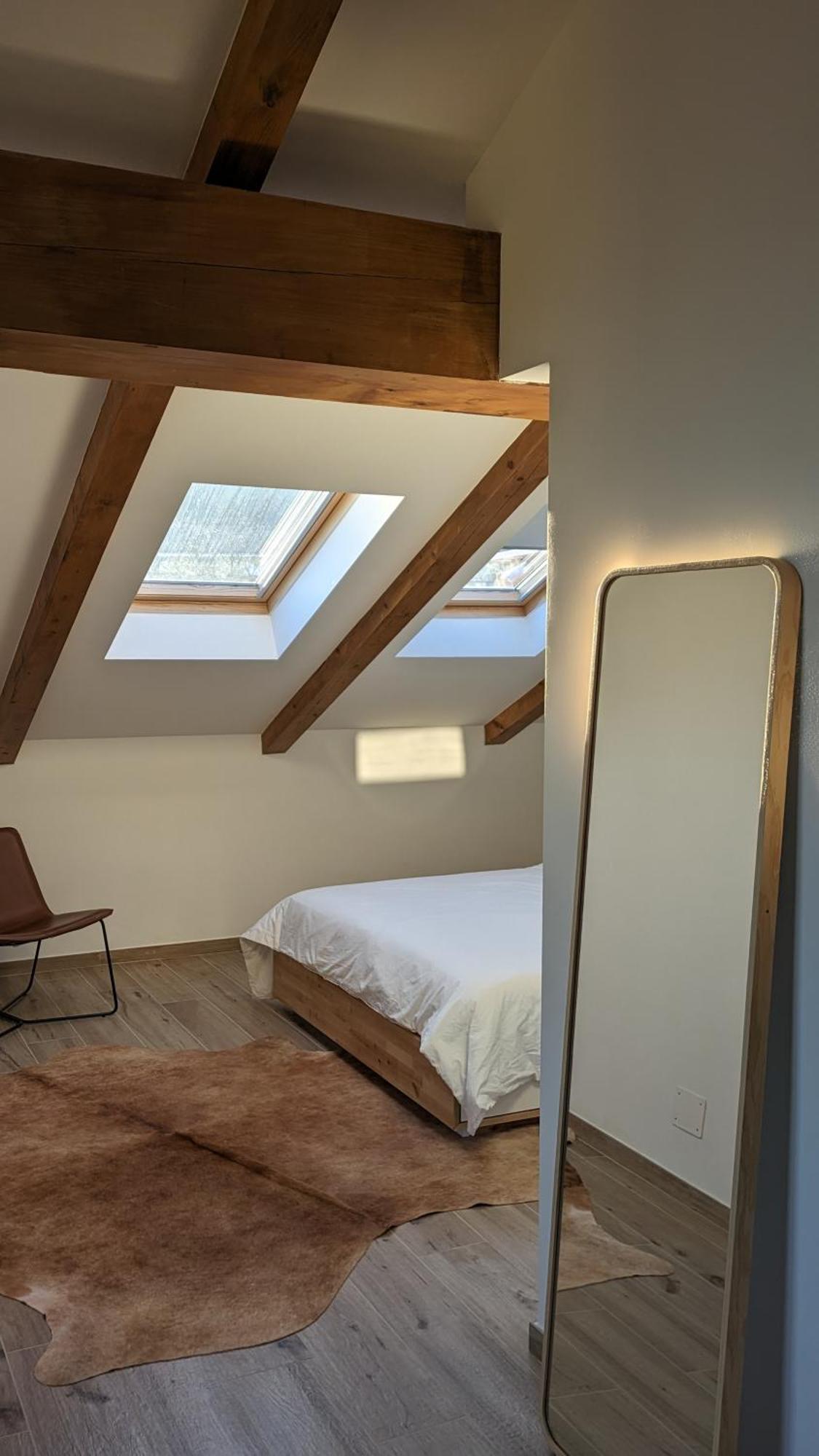 Отель Charming Barolo Wine Loft Монфорте-д'Альба Экстерьер фото