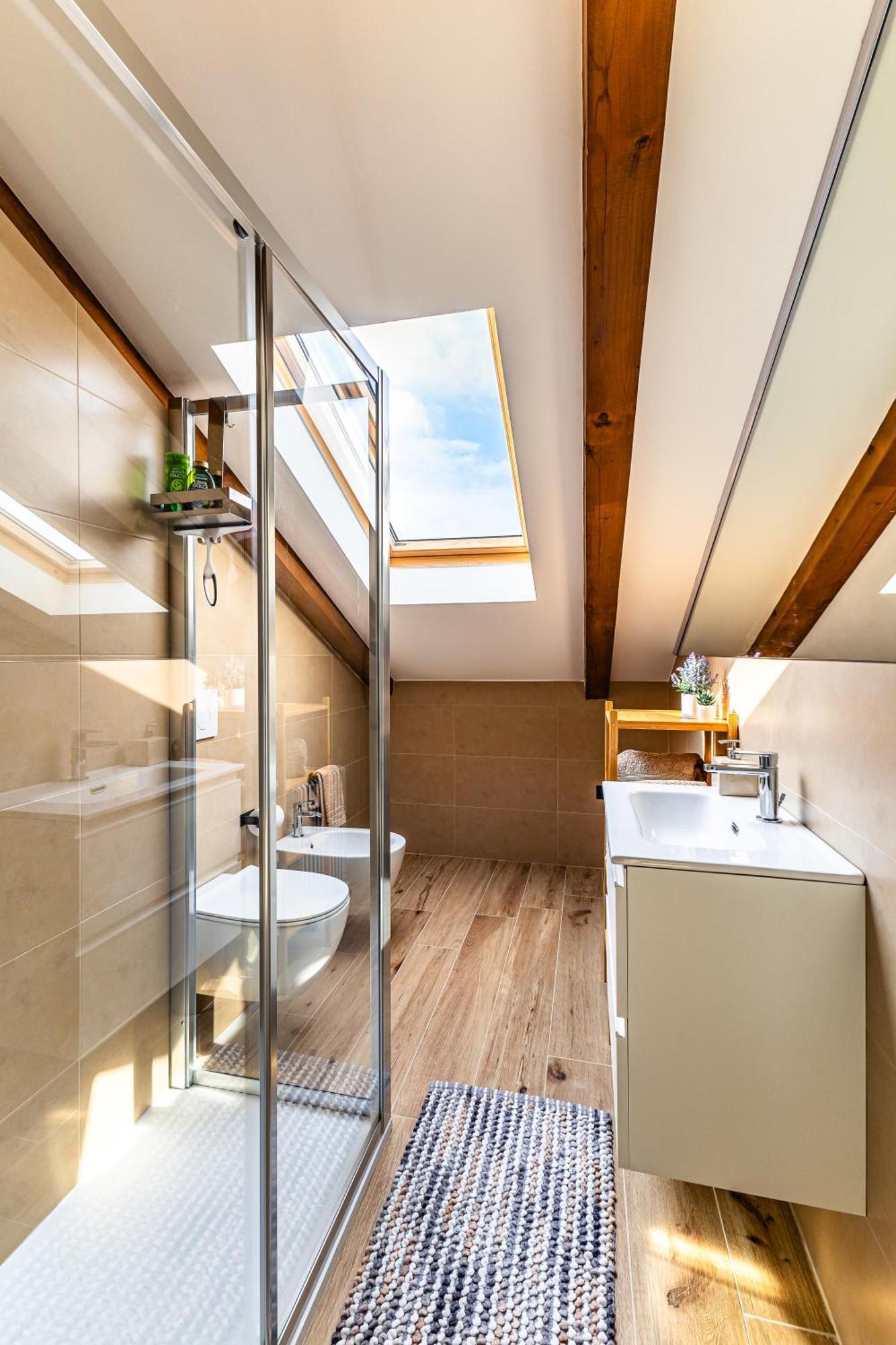 Отель Charming Barolo Wine Loft Монфорте-д'Альба Экстерьер фото